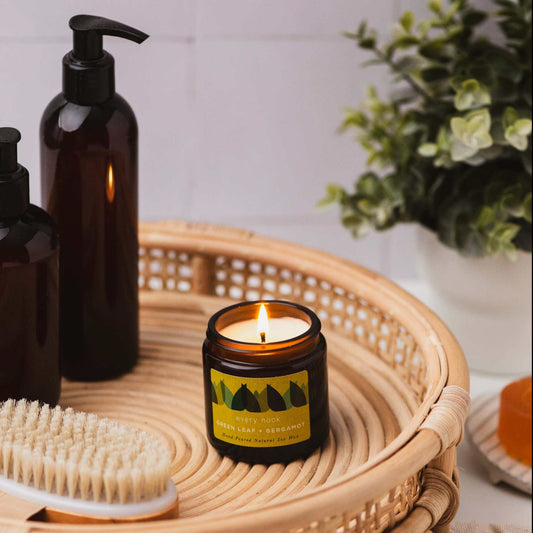 every nook Green Leaf +Bergamot small scented soy wax candle