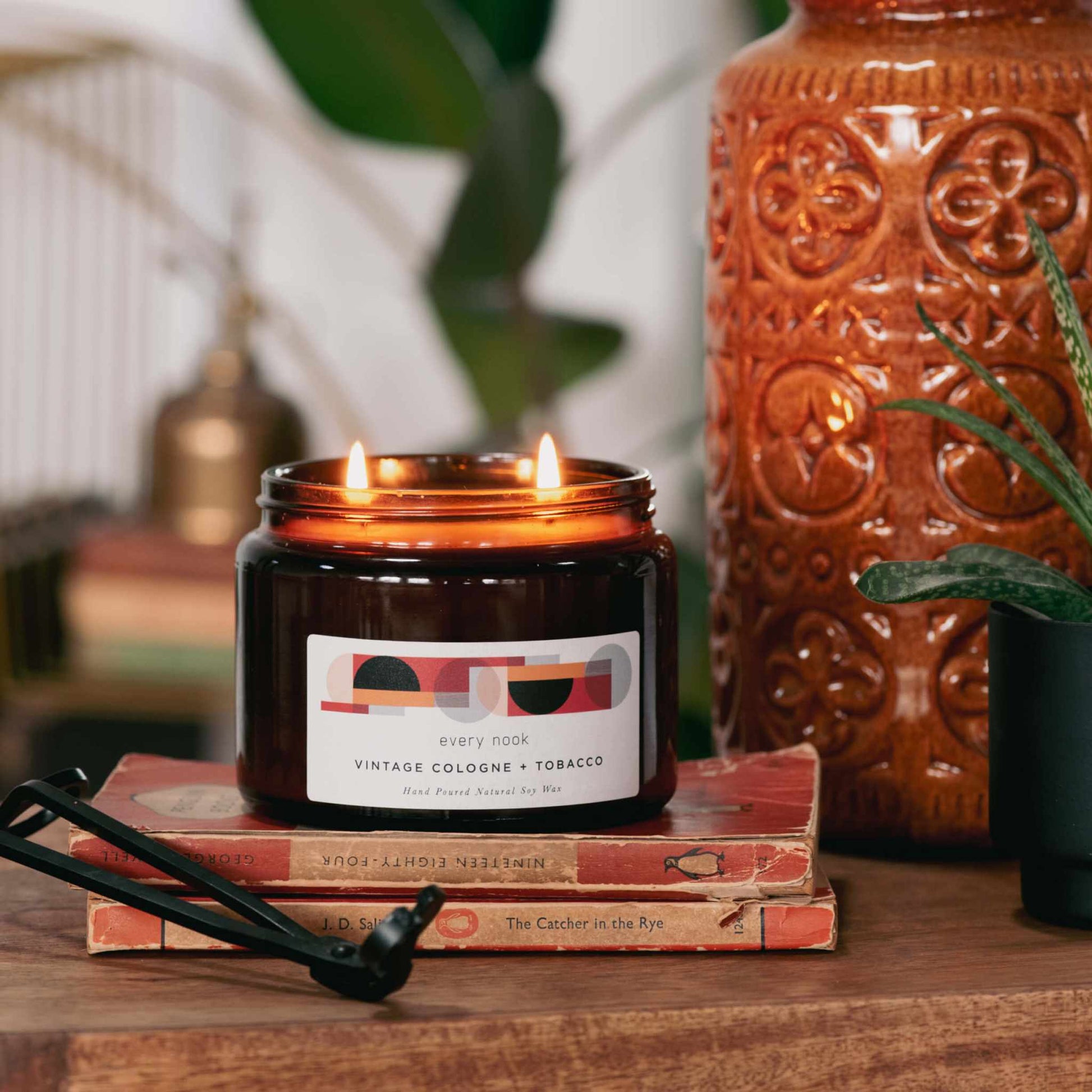 every nook Vintage Cologne + Tobacco scented double wick candle