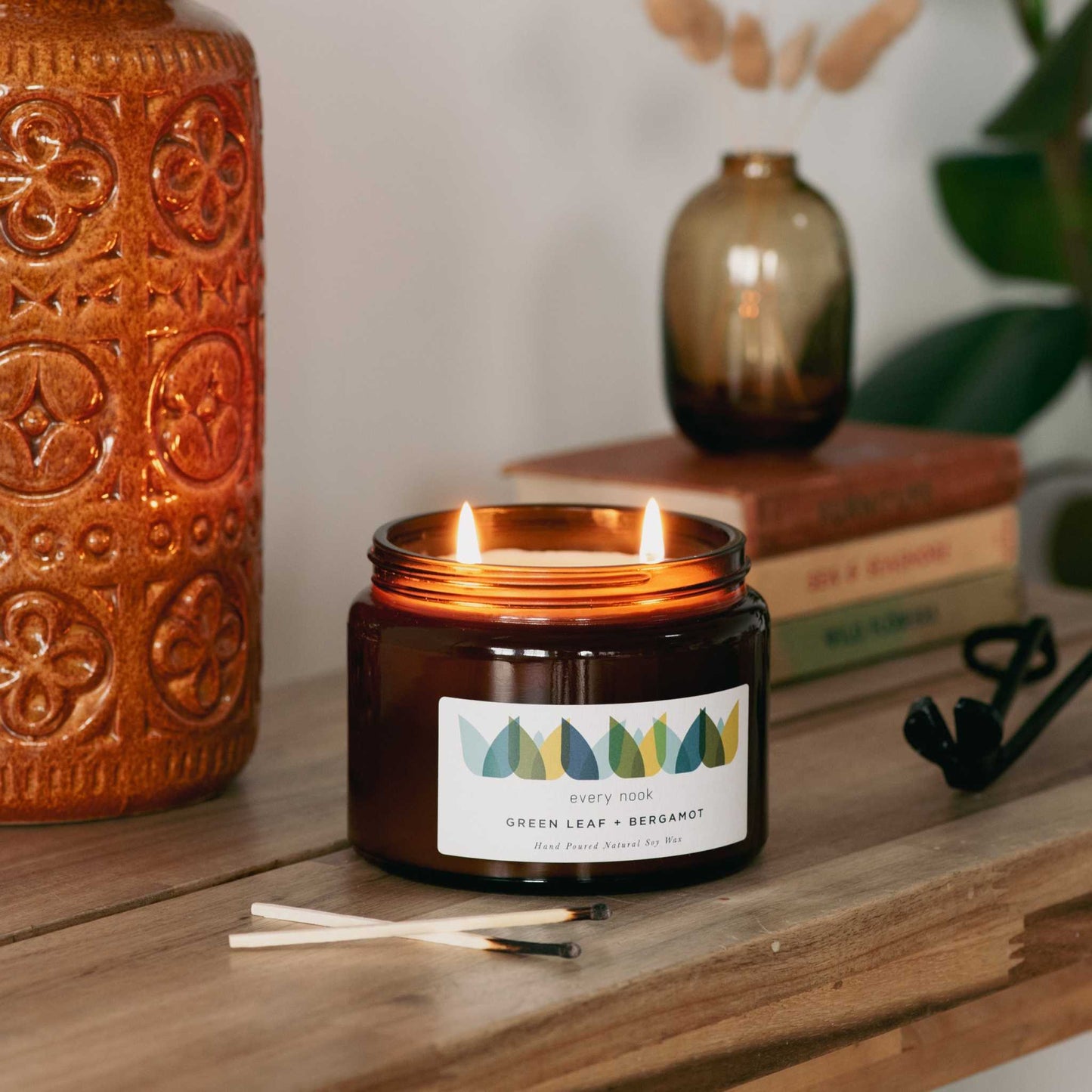 every nook Green Leaf + Bergamot scented double wick candle
