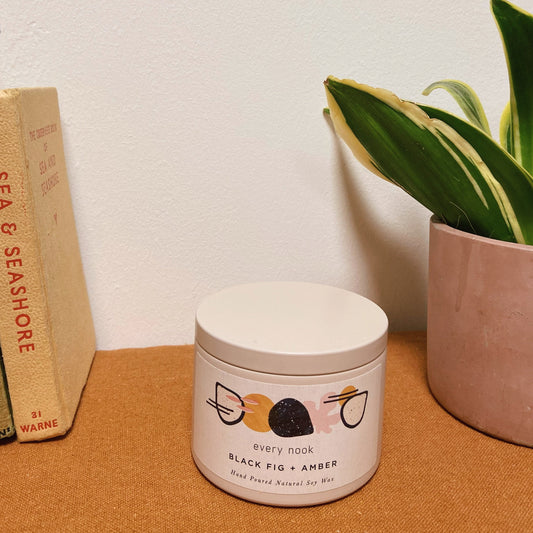 Black Fig + Amber scented tin candle