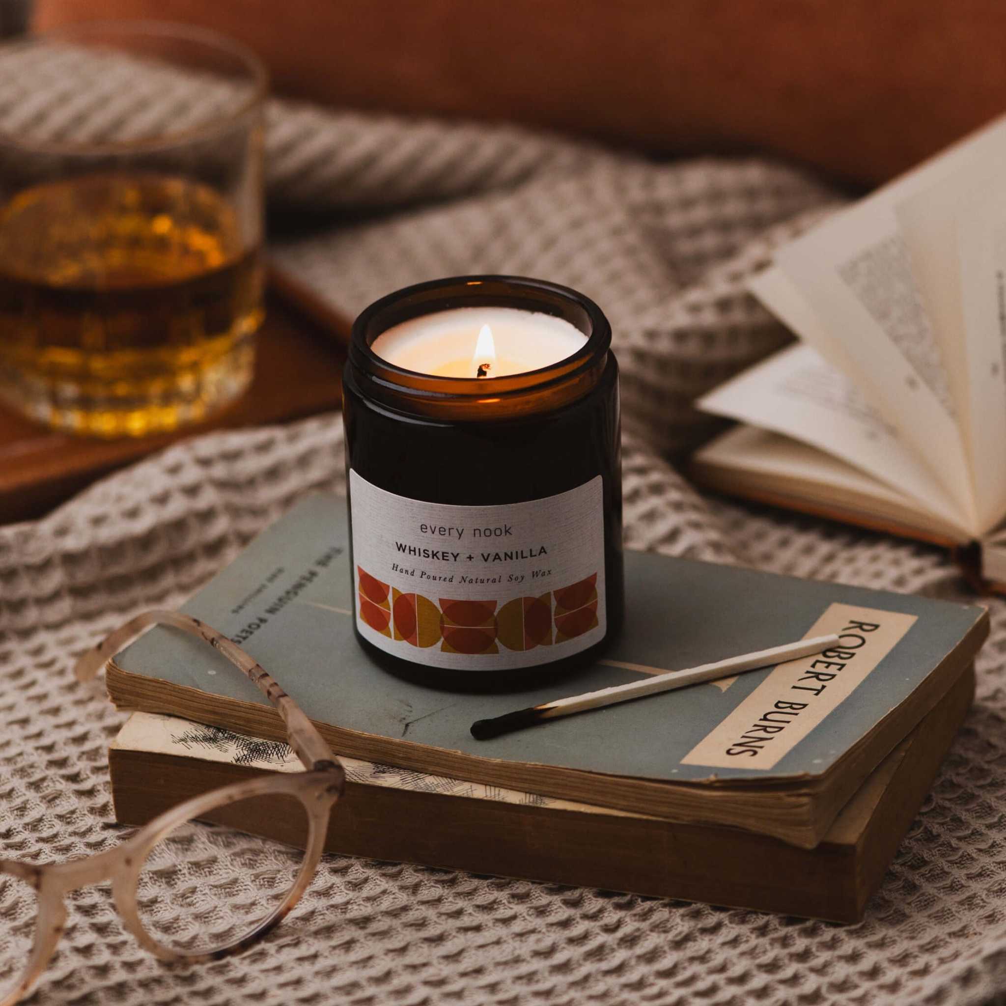 Handmade 8oz Vanilla Scented Candle – Cozy Aromatherapy Jar, Single Wick